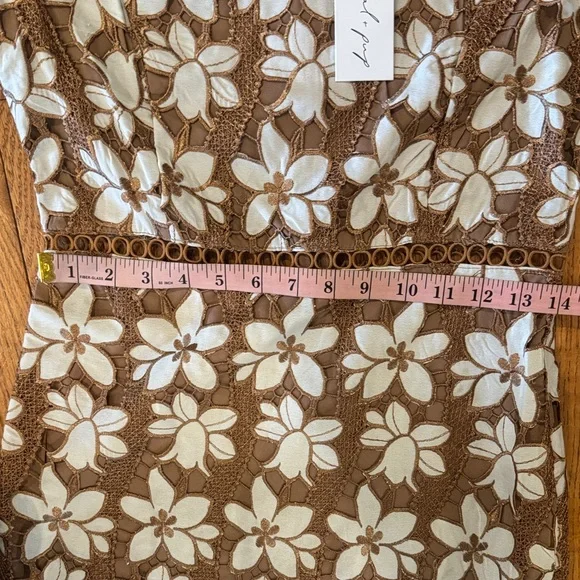 Floral Lace Maxi Dress in Brown and White - Picture 7 of 9